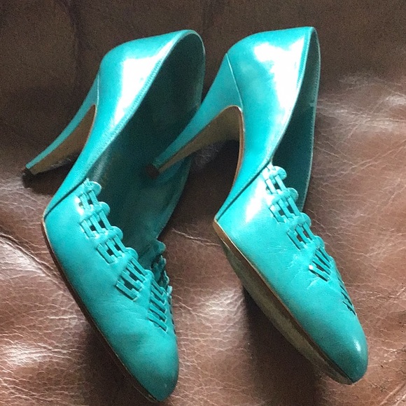 9 west Babette Seaport Pumps - Picture 4 of 6